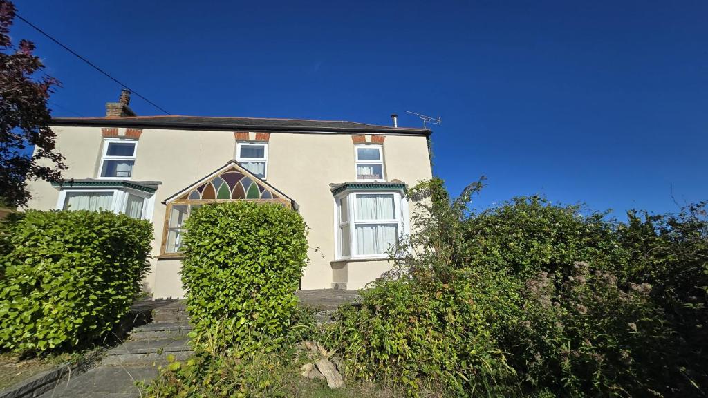 Greenways, Perranzabuloe