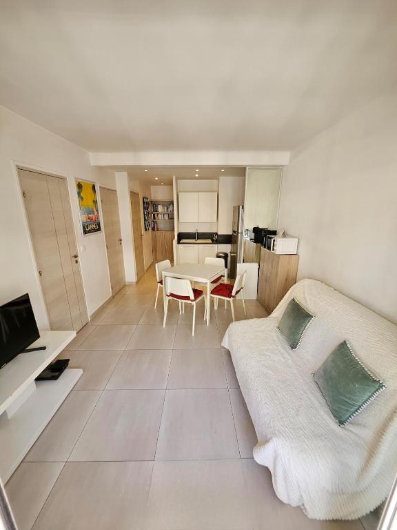 Appartement 2 pièces, emplacement de rêve Martinez - 2