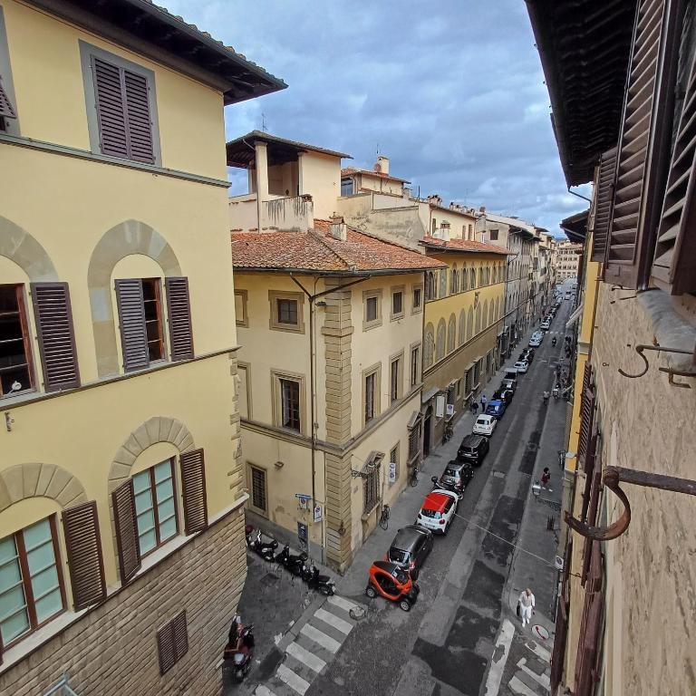 Pitti House - 2