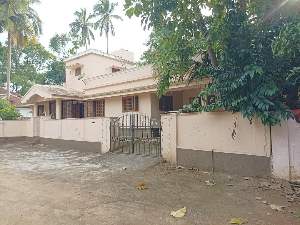 Shield Guest Accommodation, Pudunagaram