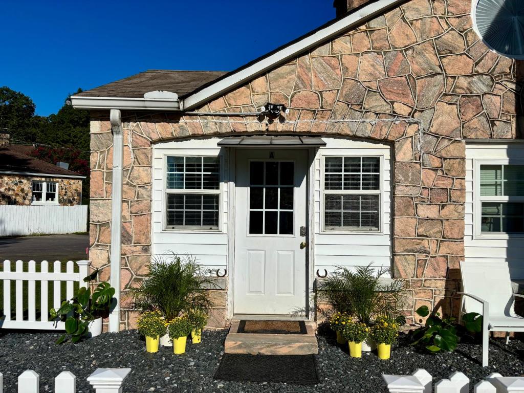 The Woodward Unit A, Dahlonega