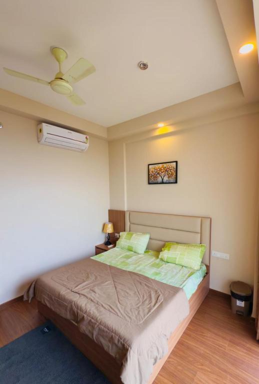 Omaxe trade centre alpha 2, Greater Noida