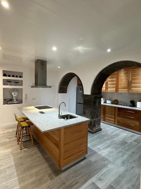 A Mercearia, Água de Pau