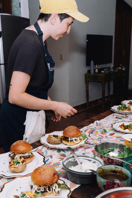 Elegant Colonial Walkable Casa - 2