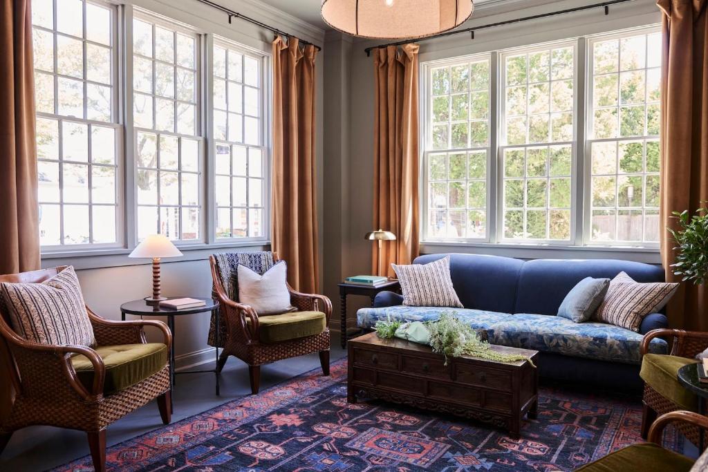 The Harbor Front Inn, Greenport