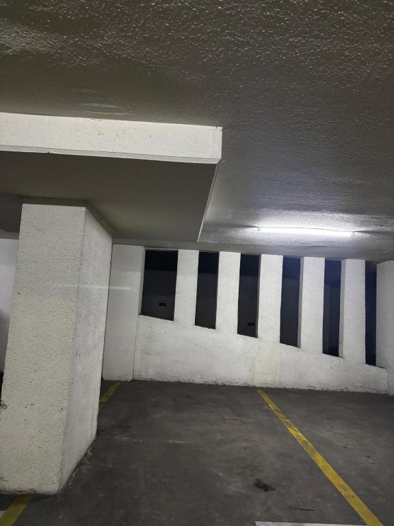 Departamento estudio en Macul hasta 3personas, a pasos del metro incluye estacionamiento - 5