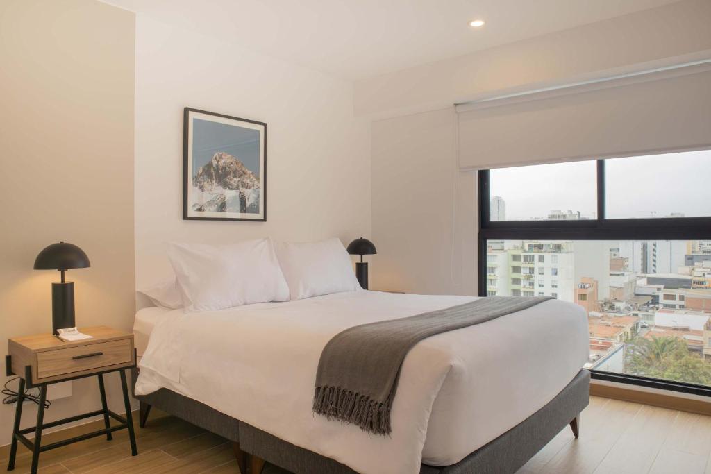 1BR Apartment near Malecon in Miraflores by Wynwood House - 4