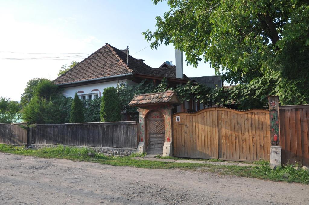 Kukullo Vendeghaz photo