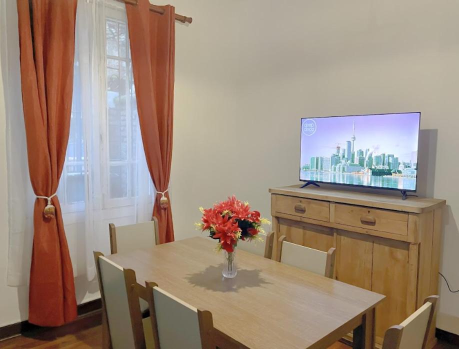 Casa 3 Habitaciones cercano a comercio y entretencion - 4