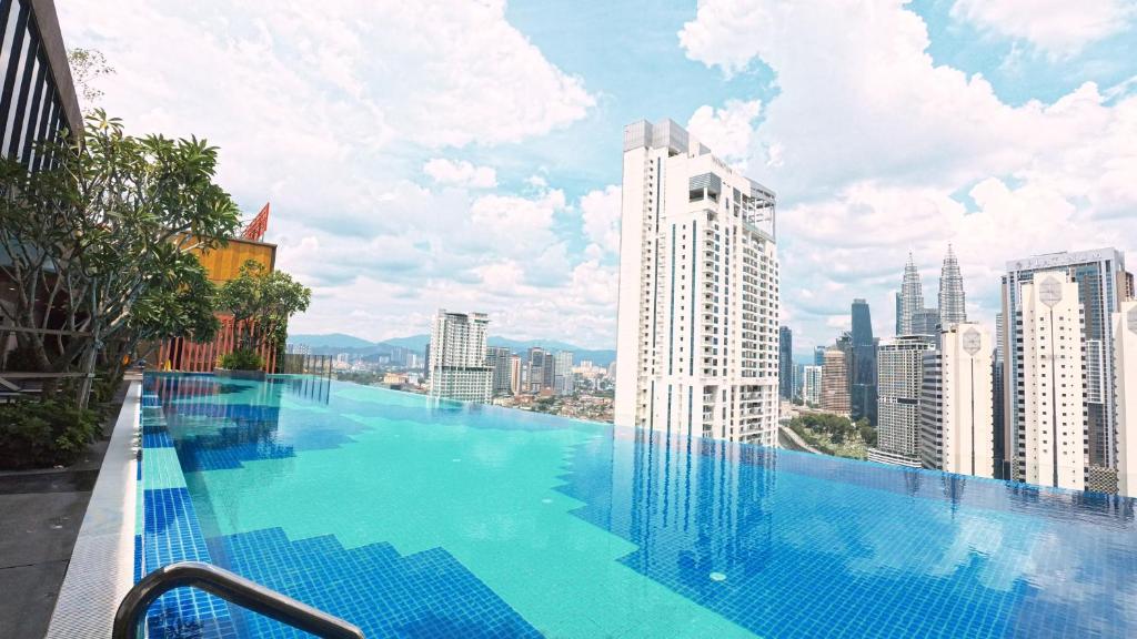 Luxury Suites Majestic Residences at Heart of KLCC, Kuala Lumpur