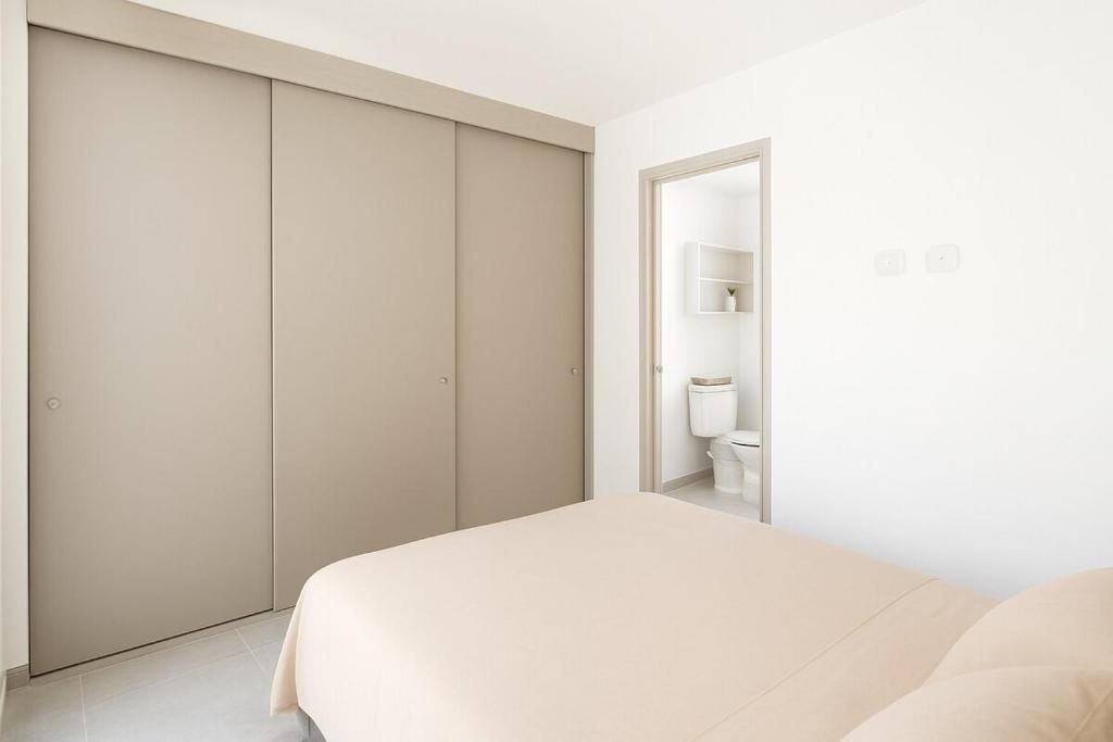 Sea Breeze Luxury Apartment - 5