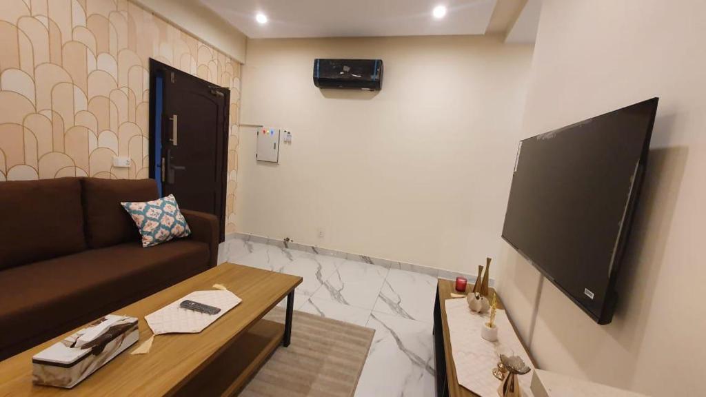 Loft & Beyond 1 BHK BP7, Rávalpindí