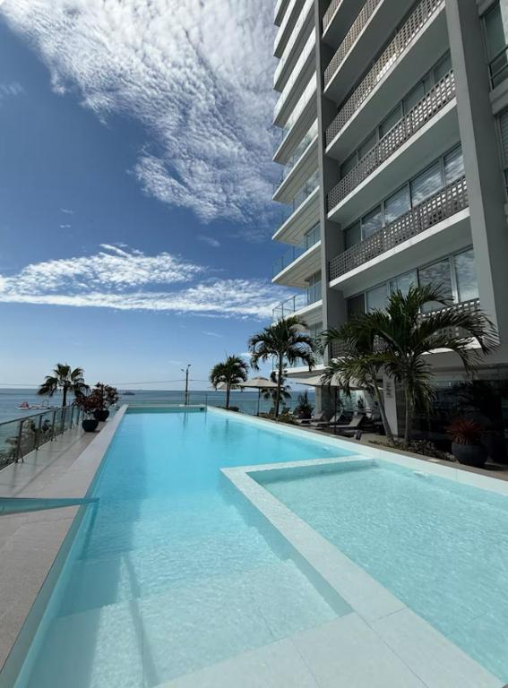 Infinity View Salinas By SeaSky de Perla Azul, Salinas