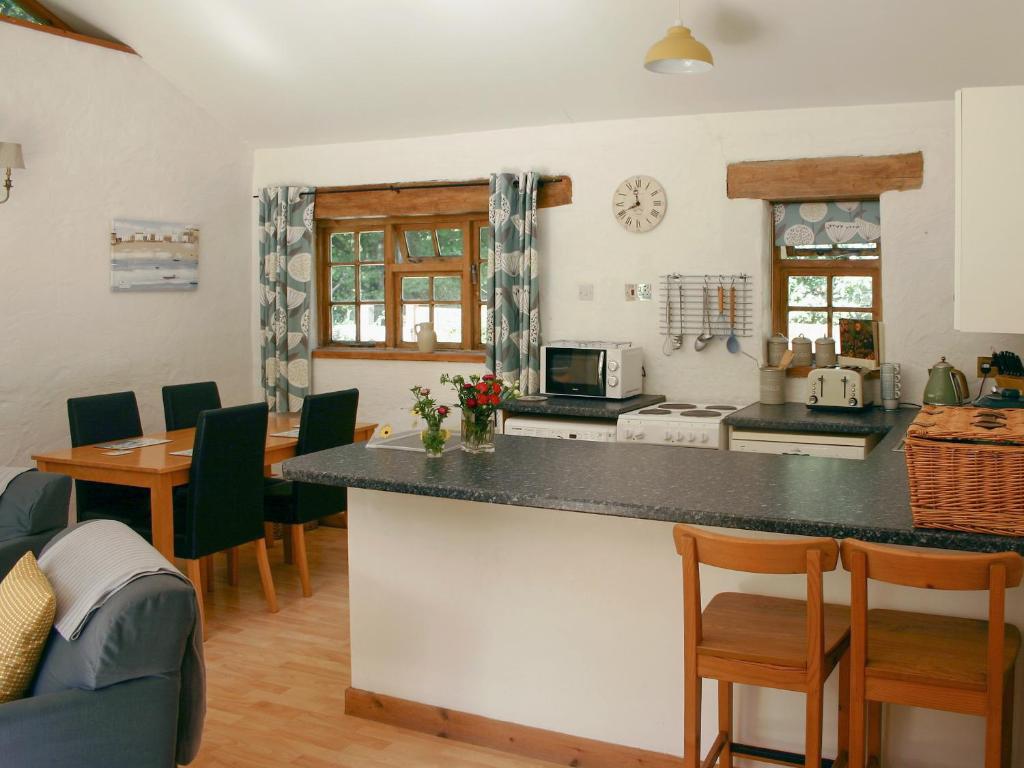 Oaktree Cottage - photo 3