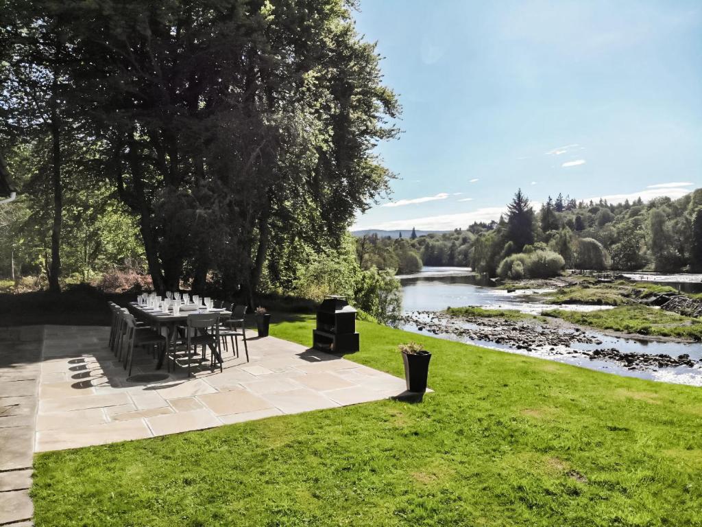 Cruives Lodge, Kiltarlty