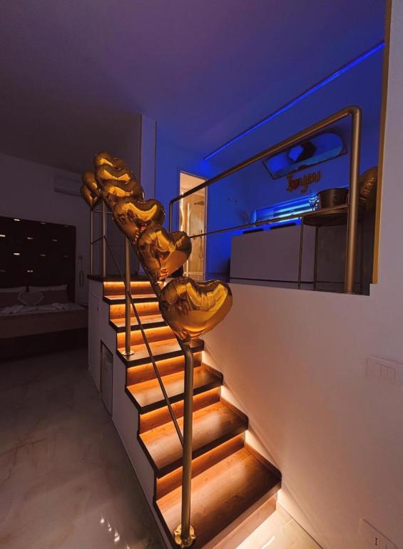 adORO Suite - 2