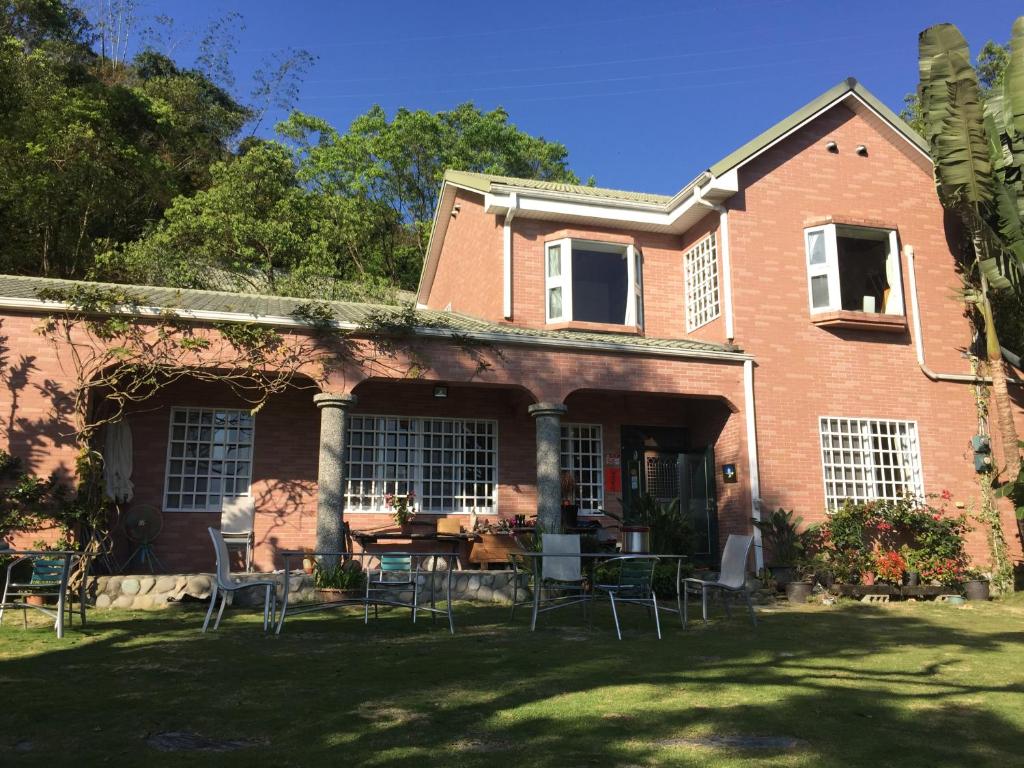 Entrance, Wisdom Garden Home Stay in Hualien