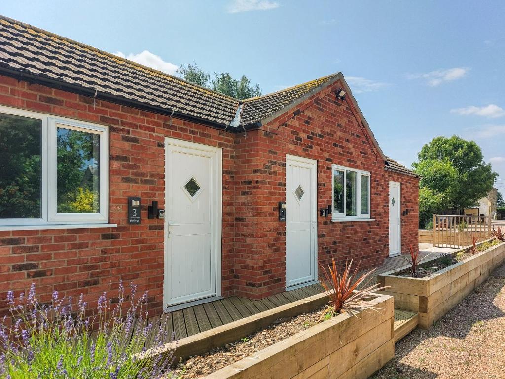 Tupholme - Uk49436, Walcot