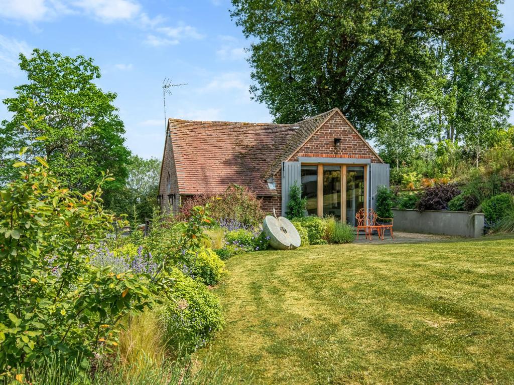 The Cottage High Wykehurst End, Cranleigh