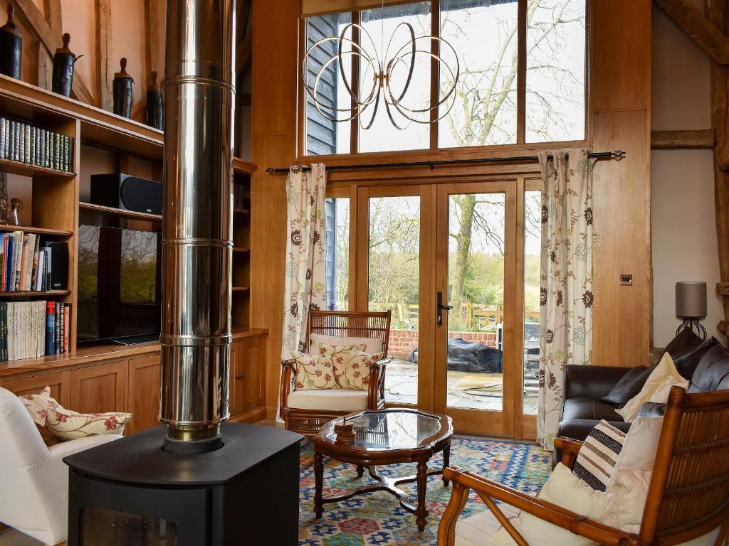 Ivy Todd Barn, Ashdon