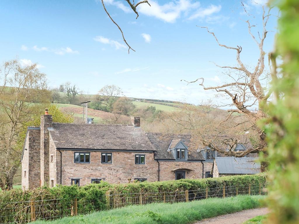 Blaenau - Uk50400, Llanstephan