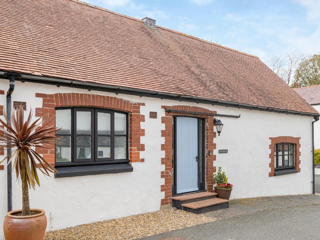 Celtic Retreat - Uk6721, Lydstep