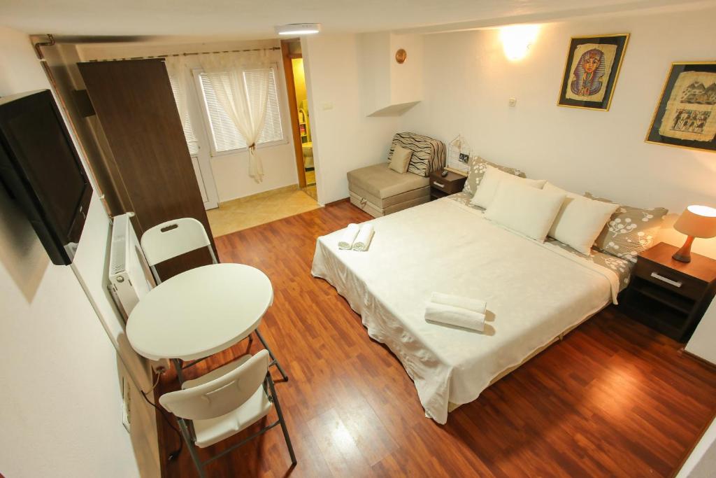 Apartment Pajevic - 2