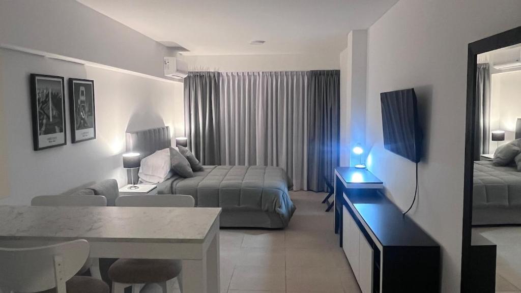 Spot Studios 703 - 2