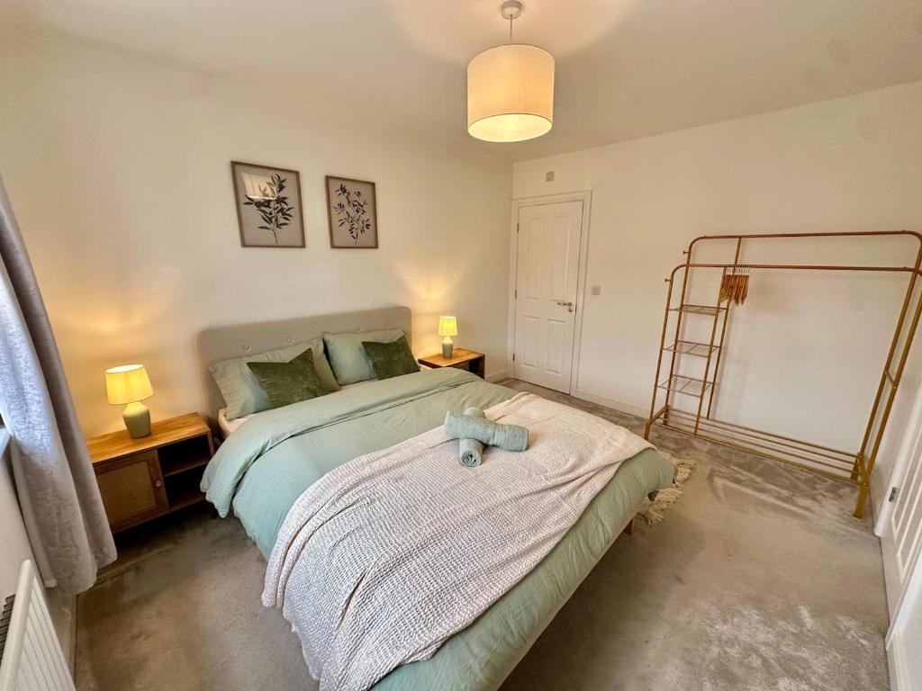 The Nest at Heaton Family Friendly Near Preston and Blackpool Ample Parking and WiFi, Kirkham