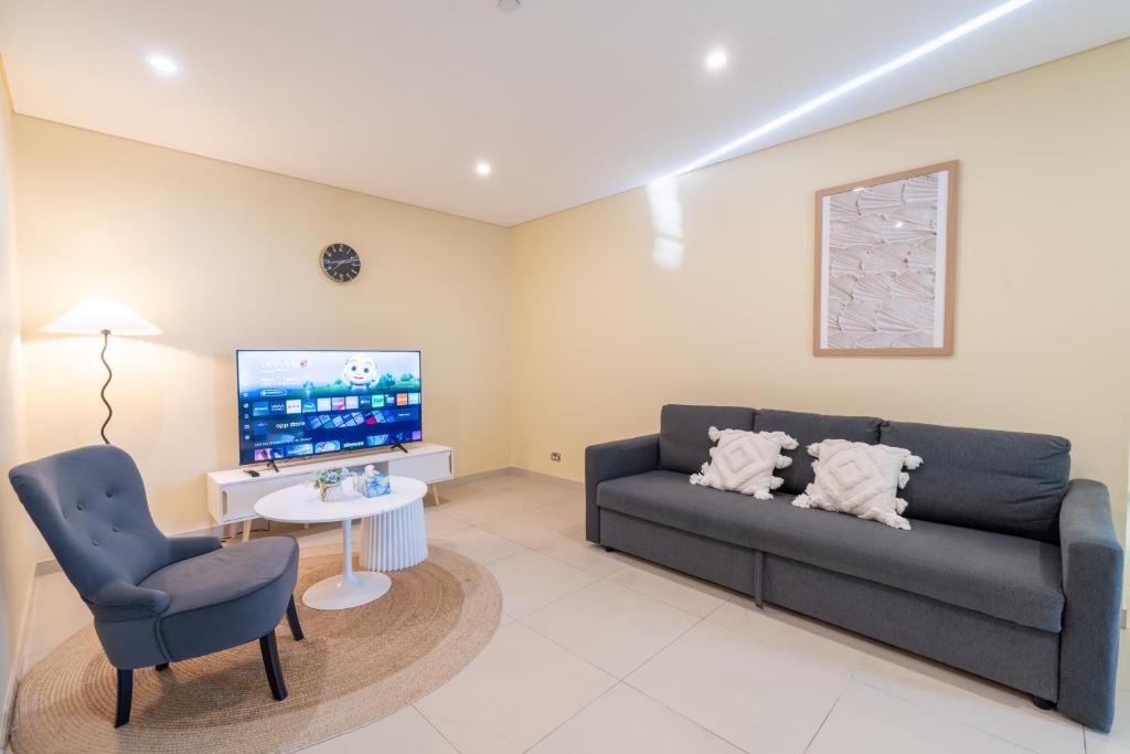 12B ABNB-Style 2BR with Free Parking Nr Station and Westfield, Sydney