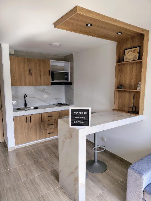 Apartaestudio Moderno y Tranquilo con Vista a la Montaña - 2