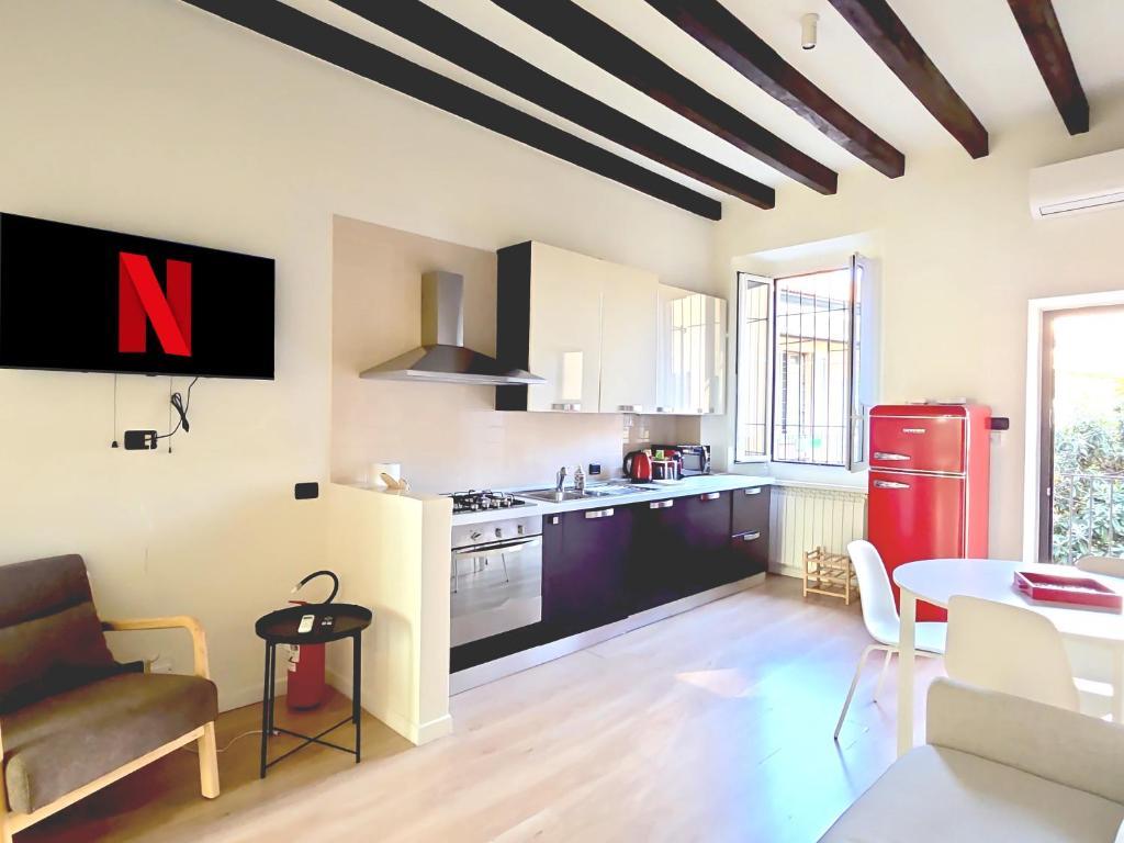 MilanoFlats - Pasteur - M1 80 meters 1 min, Milano