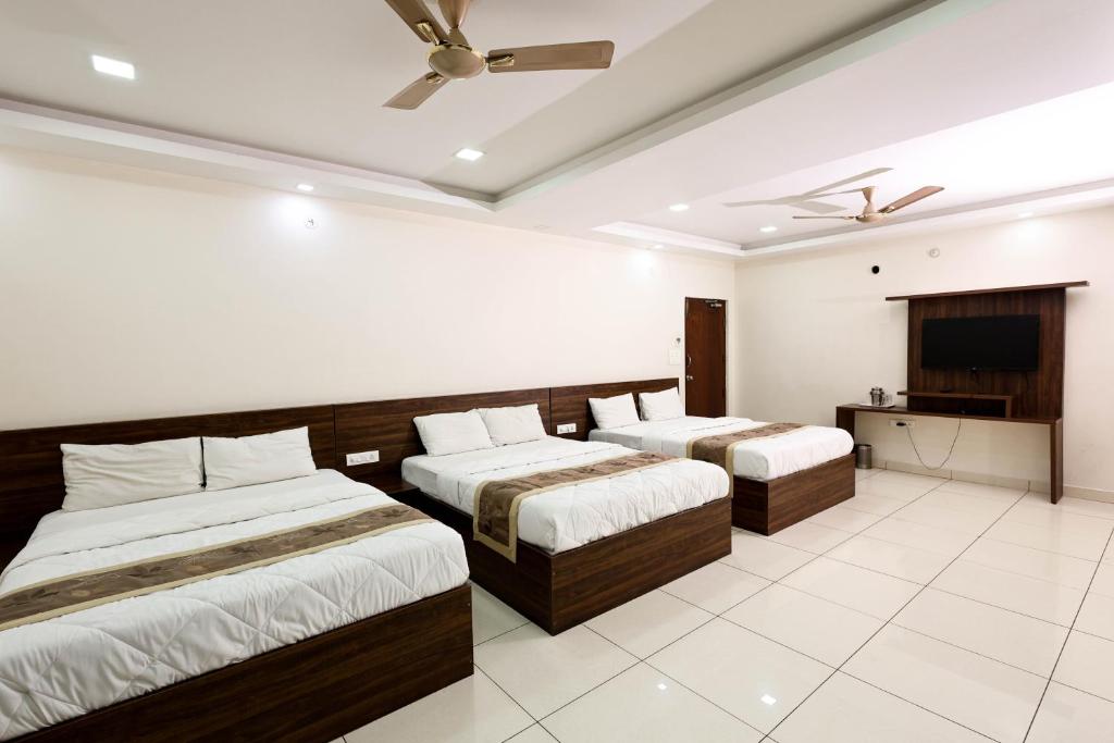 SSR Comforts, Mandya