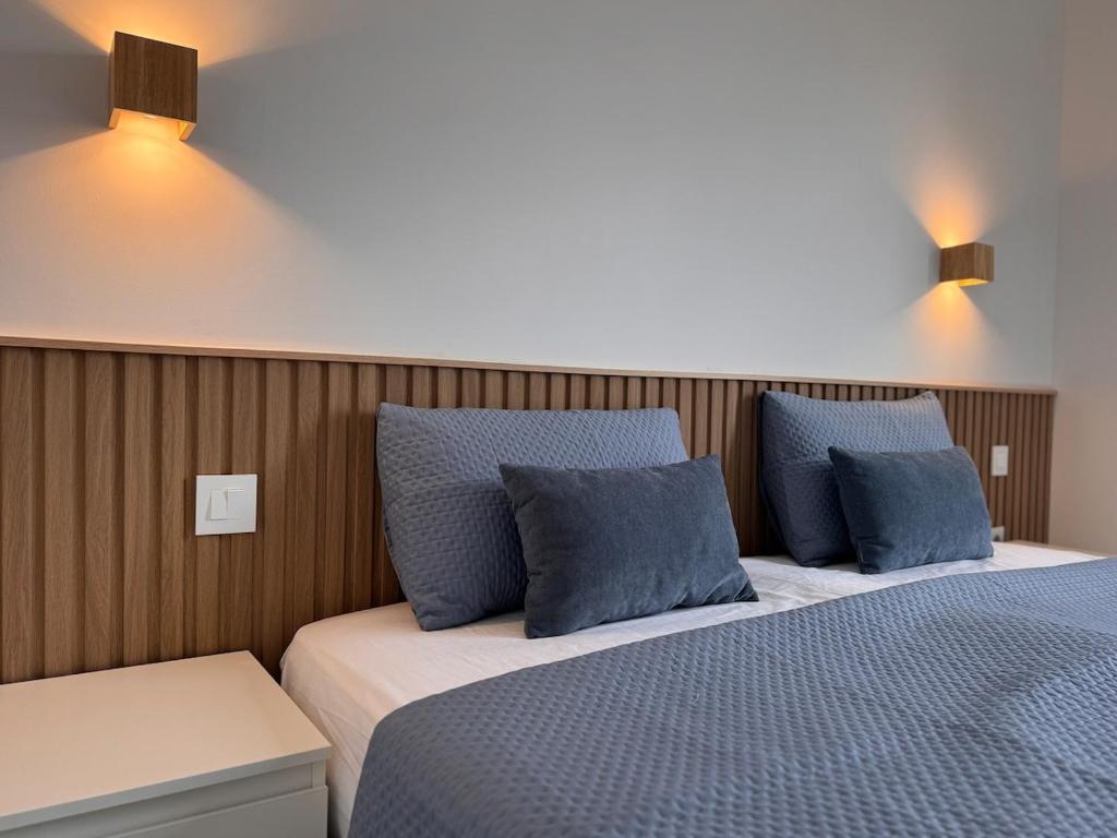 Beautiful newly renovated bungalow - 4