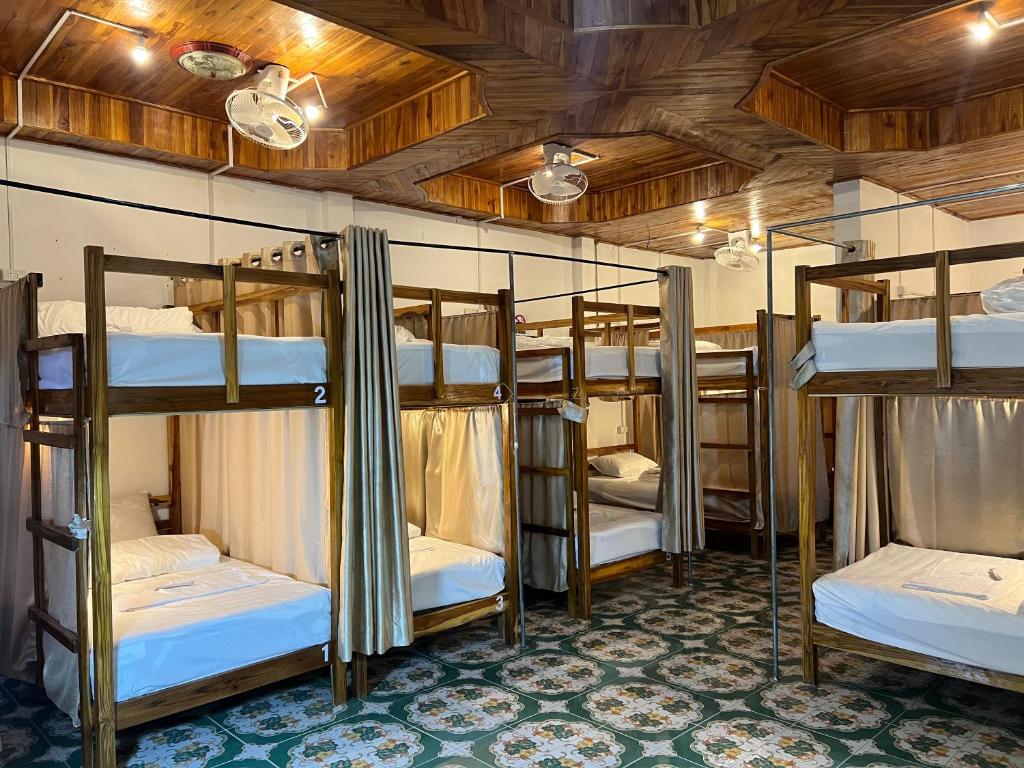 KP Dorm Nongkhiaw, Ban Pho Touane