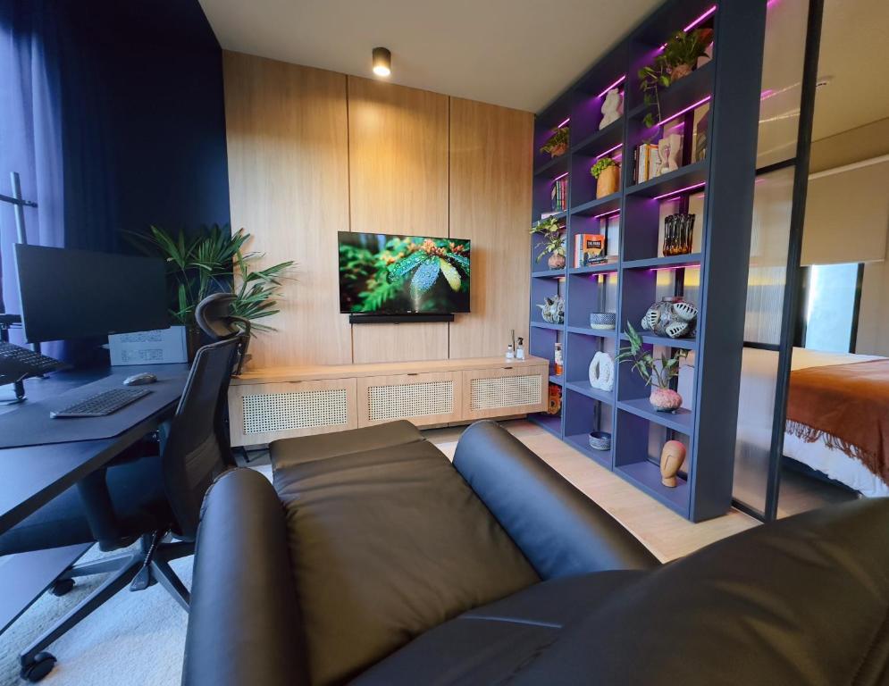 The Workspace ASU Premium Office Apartment - 5