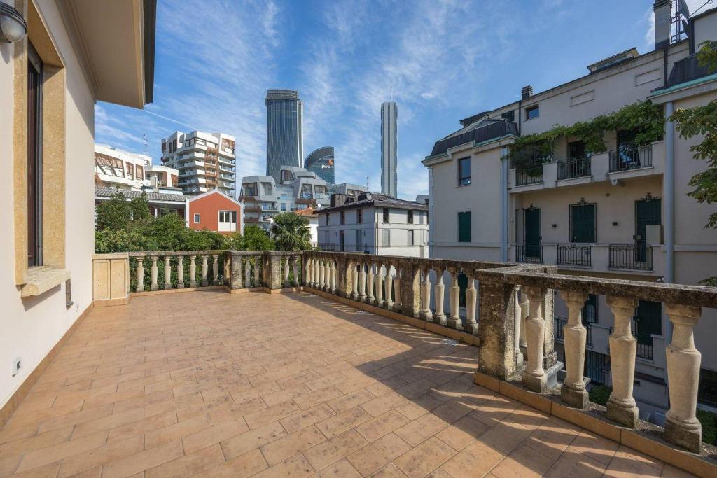 Luxury Villa in a private area of Milan City Life, Milan