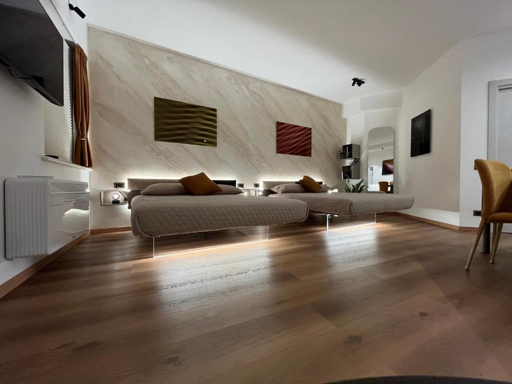 Habemus Loft - The Twins raffinato design contemporaneo nel cuore storico di Trieste - 2