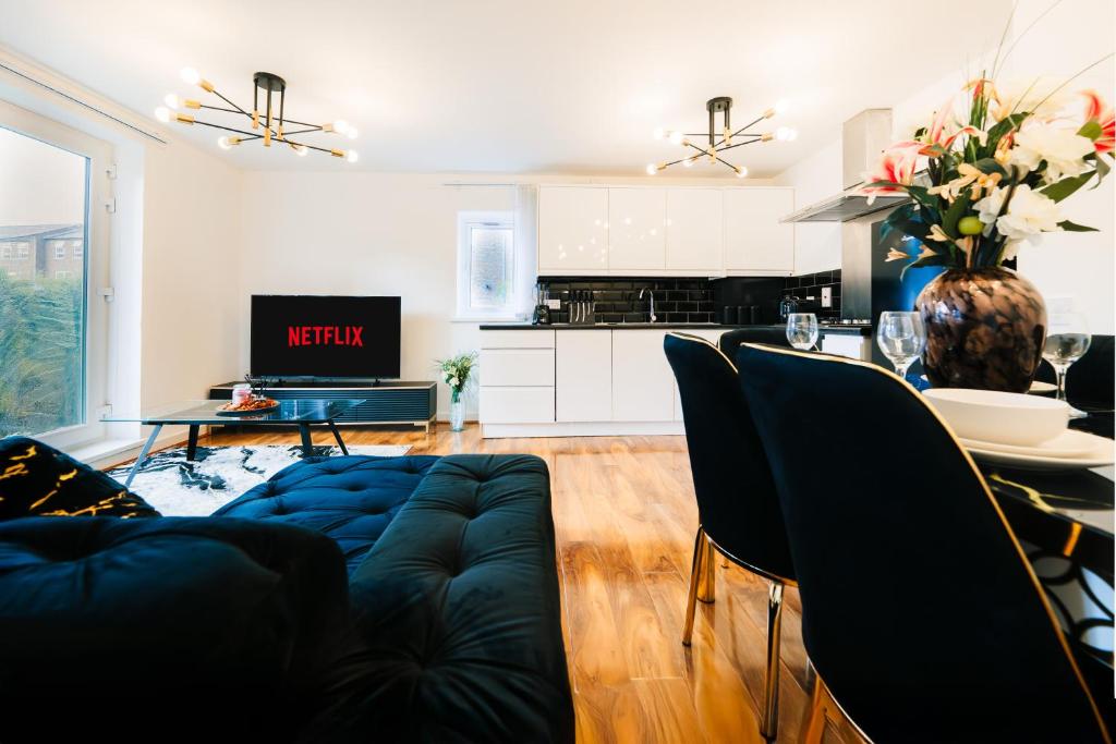 LUX 2BDR Flat in Woolwich I 2 Stops to Canary Wharf & Excel I Free Parking, Woolwich