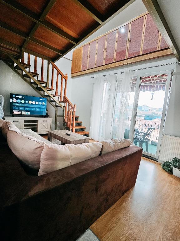 Central Duplex Suite, Priština