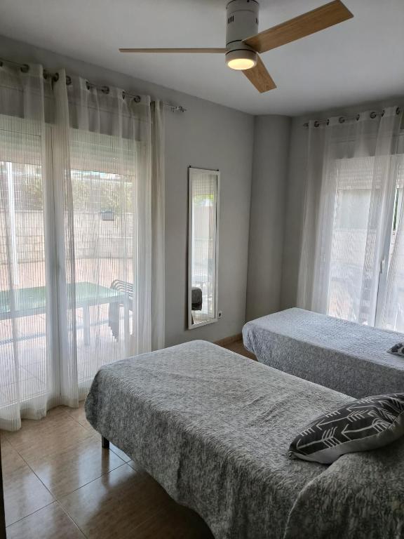 Precioso apartamento en Salou, con servicios. - 4