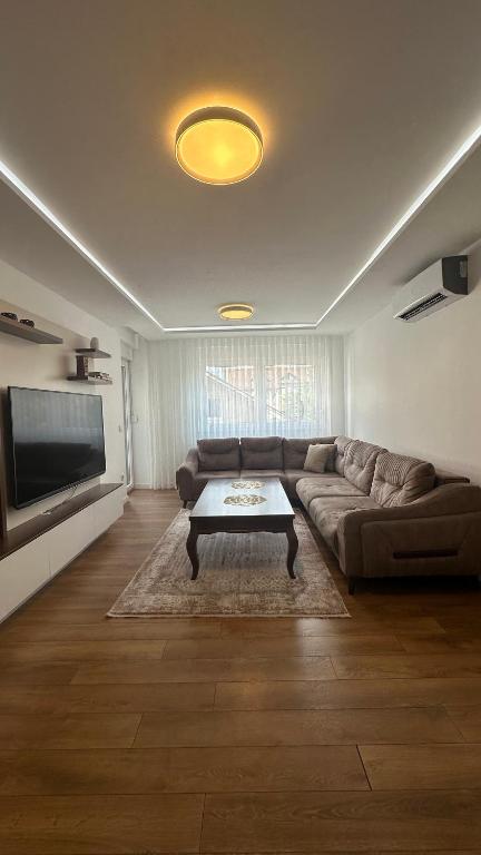 Triple A Apartments - 2