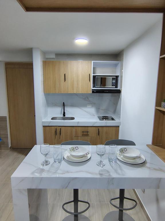 Apartamento Moderno con Vista a las Montañas Ideal para Teletrabajo o Descansar - 4