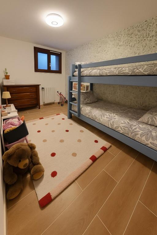 La maison de la pinède, 4 Chambres - 5