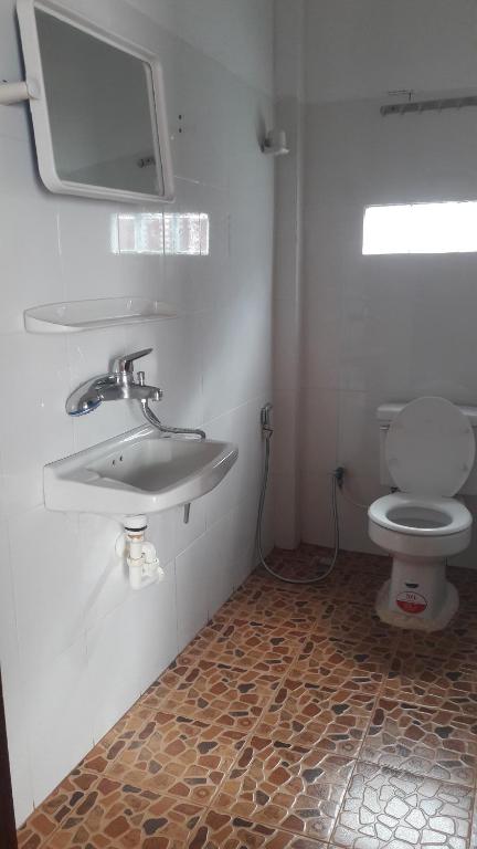 Well-appointed bathrooms