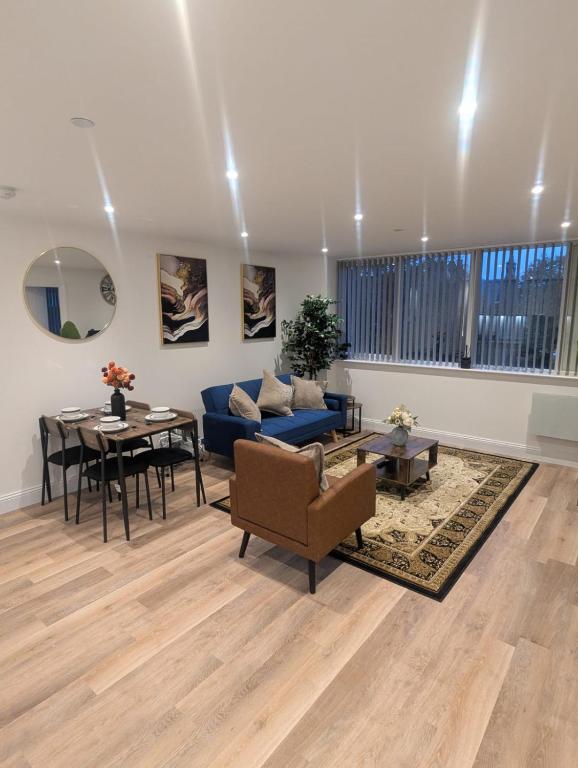 Homely & Lush 1 Bed Apartment at Trinity Point Gravesend, Suitable for Long Stay and Short Stay, Gravesend