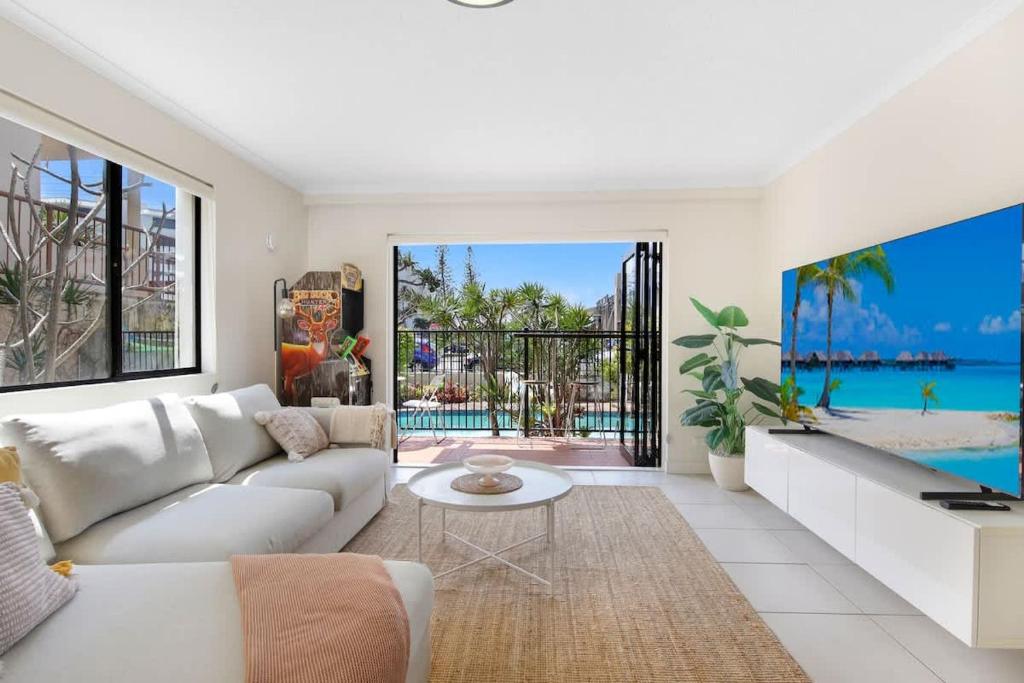 Nobby's Arcade - Views Games and Vibes, Gold Coast