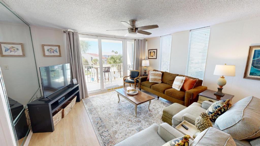 Dolphin Point 306C- by Holiday Isle Properties, Destin