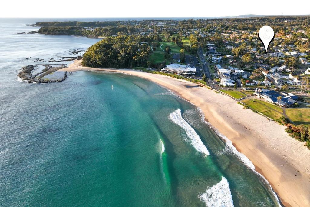 Ocean's Twelve - Just a breathe from the Ocean, Mollymook