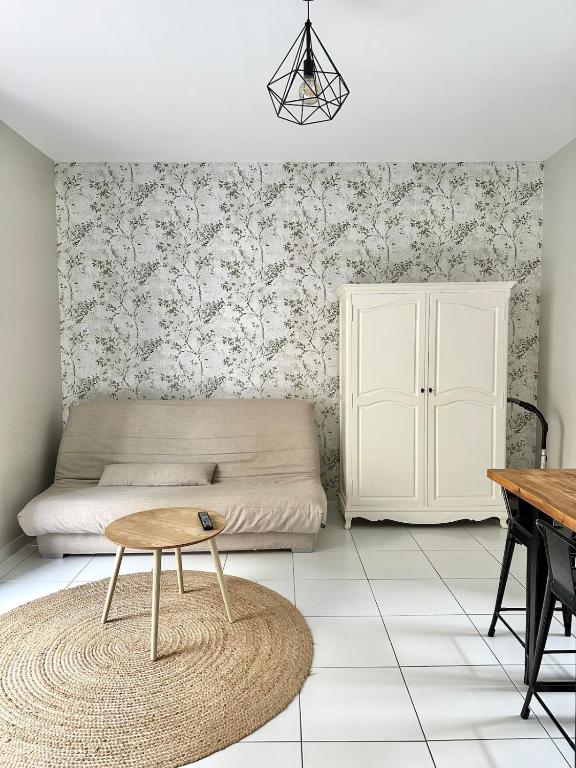 Studio contemporain - 50 mètres plage - proche centre - 4